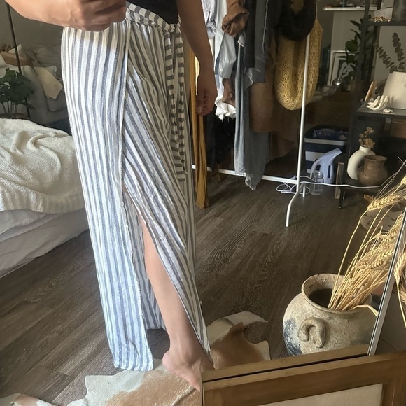 Becca Getaway Cover-Up Pants Split Wide Leg Stripe Tie-Waist Size S/M - Picture 3 of 13